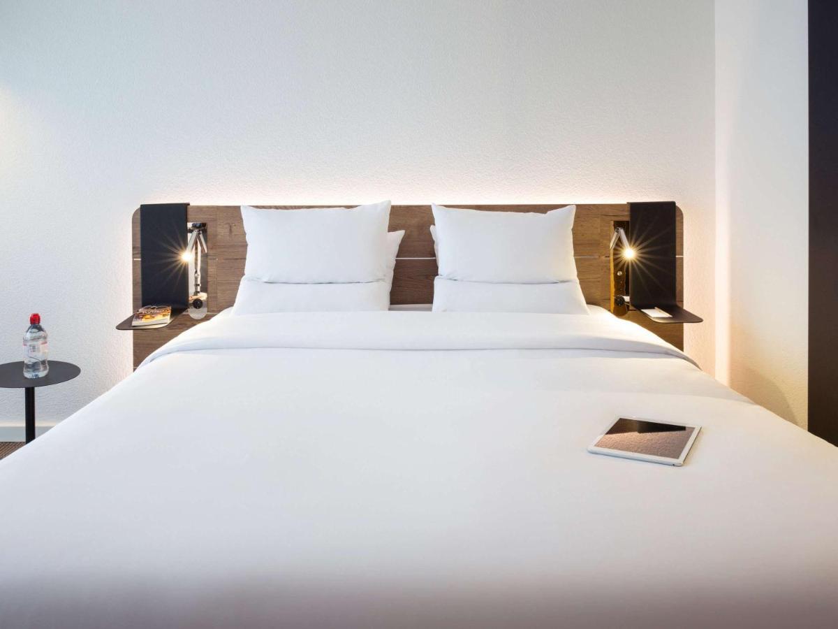 Novotel Lausanne Bussigny Crissier Ngoại thất bức ảnh
