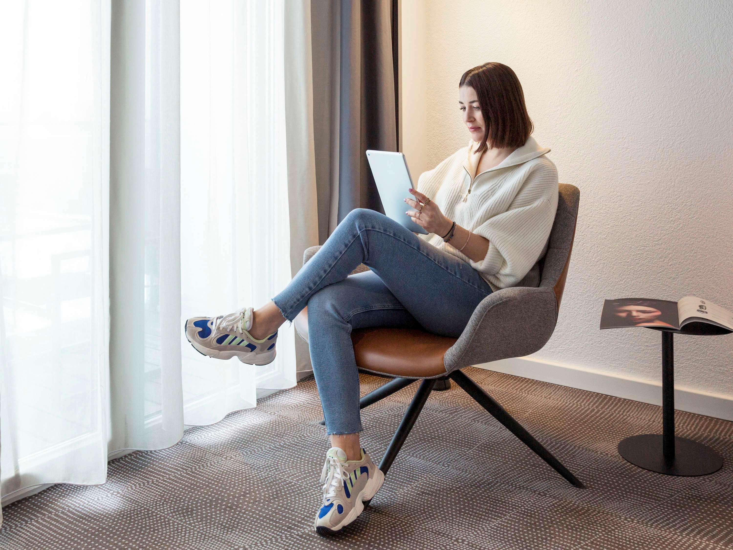 Novotel Lausanne Bussigny Crissier Ngoại thất bức ảnh
