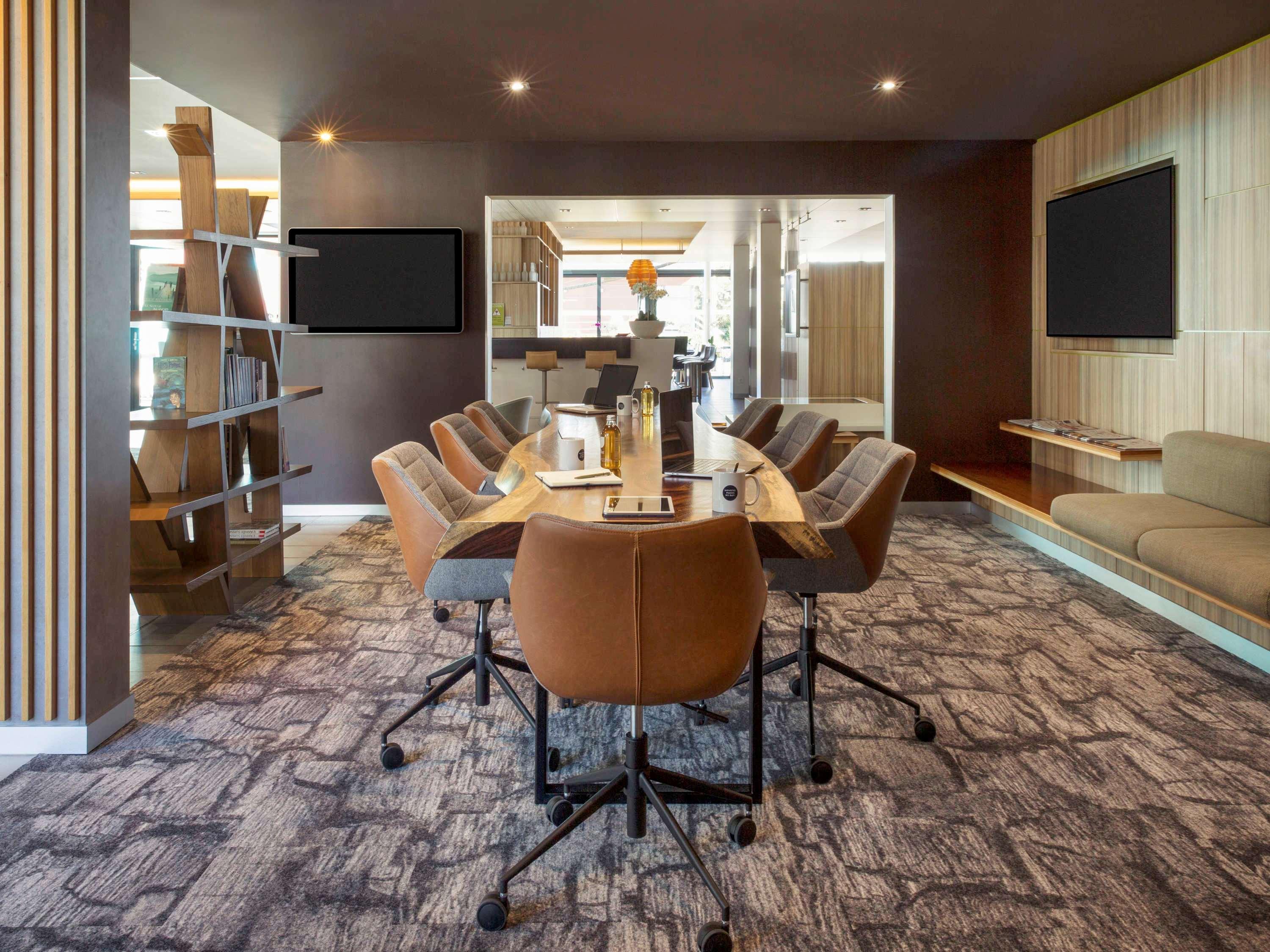 Novotel Lausanne Bussigny Crissier Ngoại thất bức ảnh