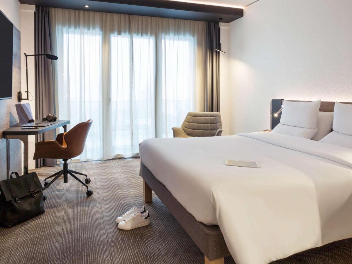 Novotel Lausanne Bussigny Crissier Ngoại thất bức ảnh