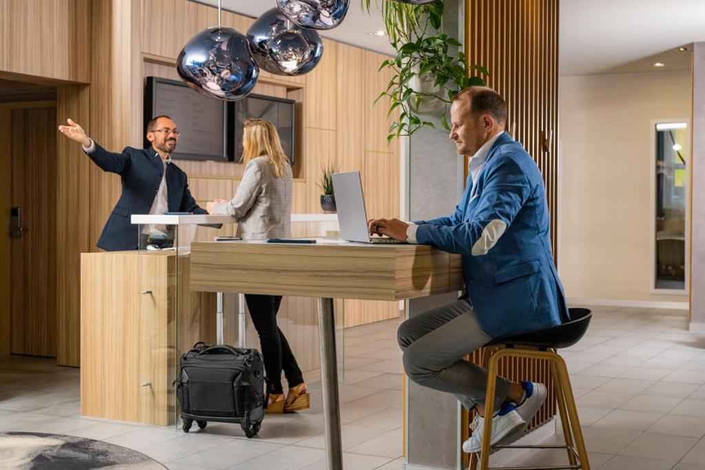 Novotel Lausanne Bussigny Crissier Ngoại thất bức ảnh