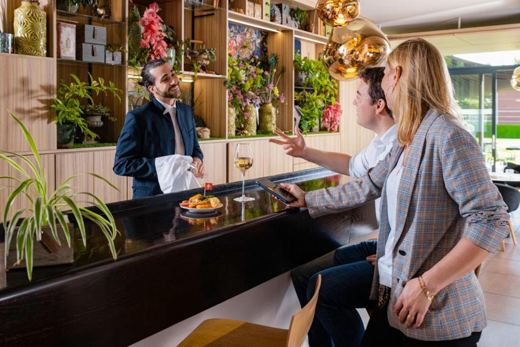 Novotel Lausanne Bussigny Crissier Ngoại thất bức ảnh
